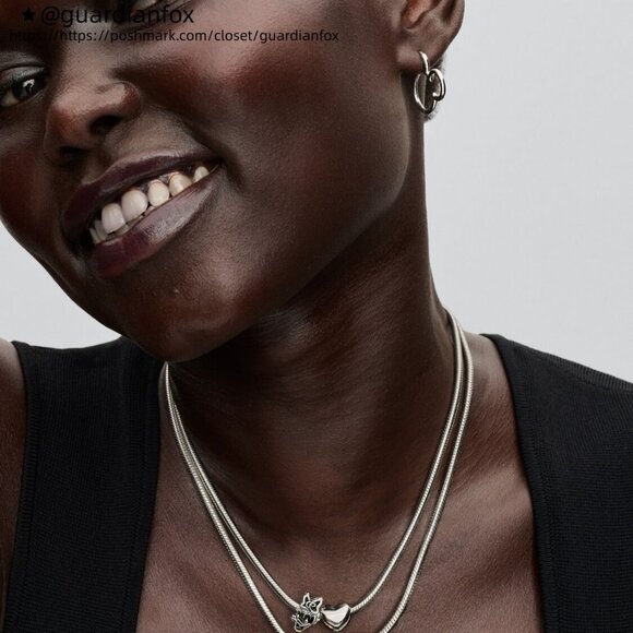 Pandora Disney Daisy Duck Openwork Charm - Picture 6 of 6